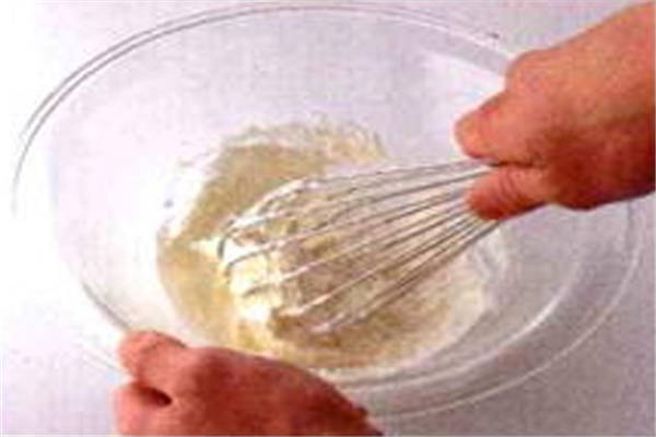 烘焙入门烘焙食谱之制作面糊制作步骤1